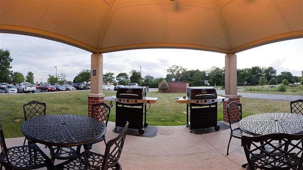 Sonesta Simply Suites Chicago Naperville Warrenville Bagian luar foto