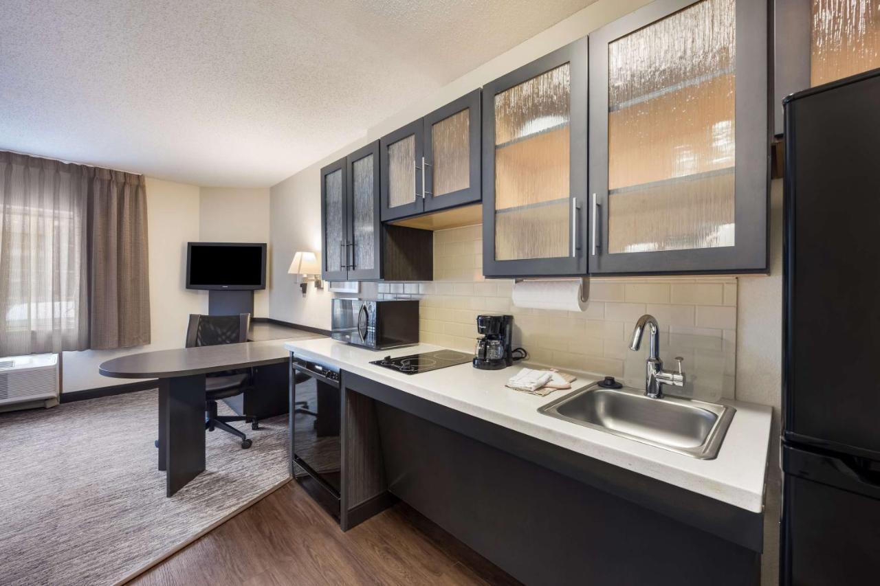 Sonesta Simply Suites Chicago Naperville Warrenville Bagian luar foto