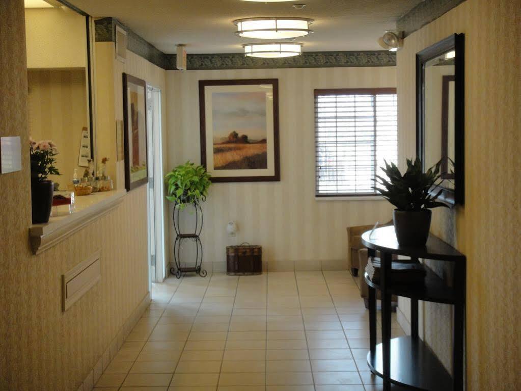 Sonesta Simply Suites Chicago Naperville Warrenville Bagian luar foto