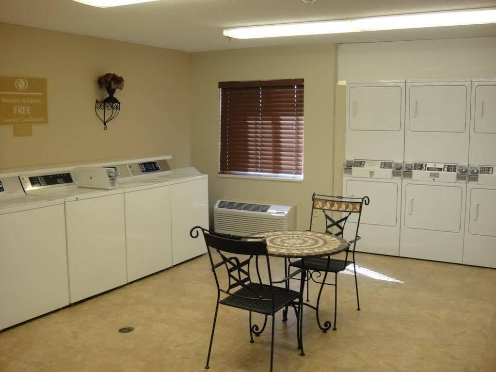 Sonesta Simply Suites Chicago Naperville Warrenville Bagian luar foto