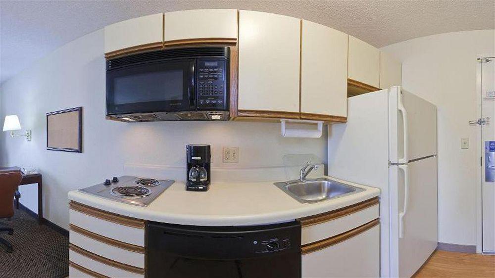 Sonesta Simply Suites Chicago Naperville Warrenville Bagian luar foto